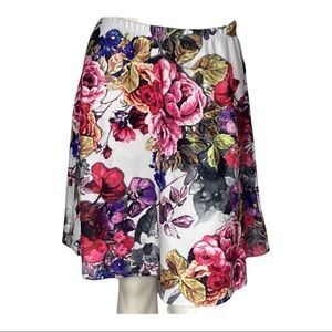 KTOO Floral Skirt Sz Medium